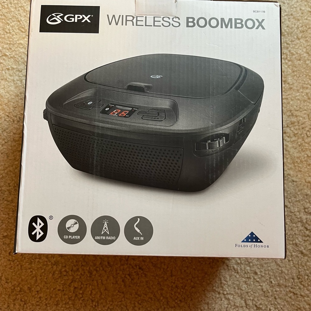 GPX Black Wireless Boombox with Bluetooth